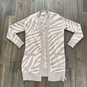 Cupcakes and Cashmere Tan Zebra Print Animal Print Open Cardigan XS